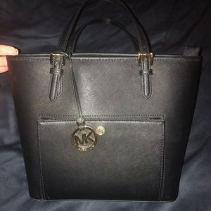 Michael Kors Medium size hand bag
